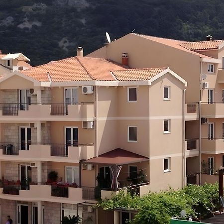 Apartmani Goran I Jelena Zec Budva Eksteriør billede