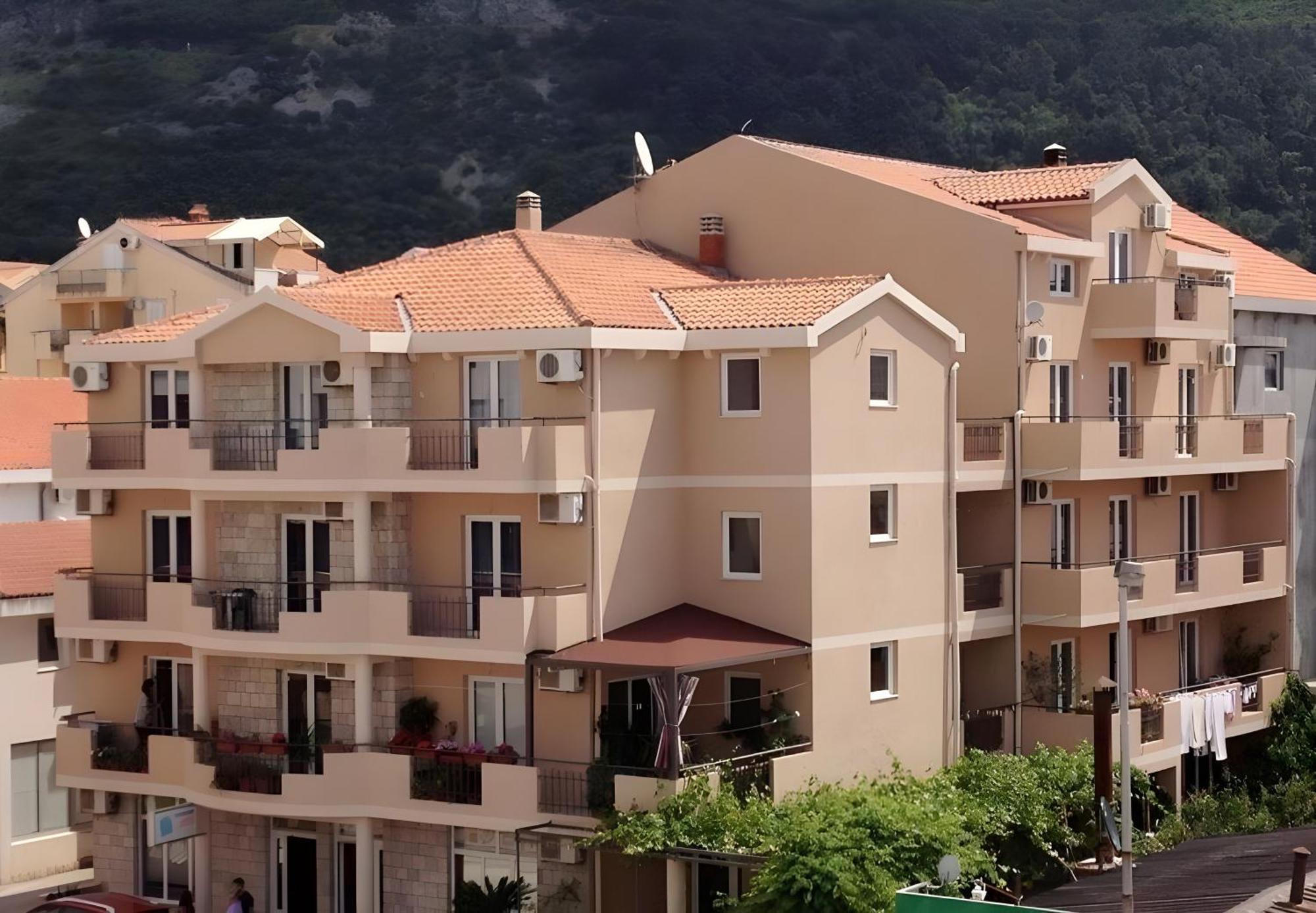 Apartmani Goran I Jelena Zec Budva Eksteriør billede
